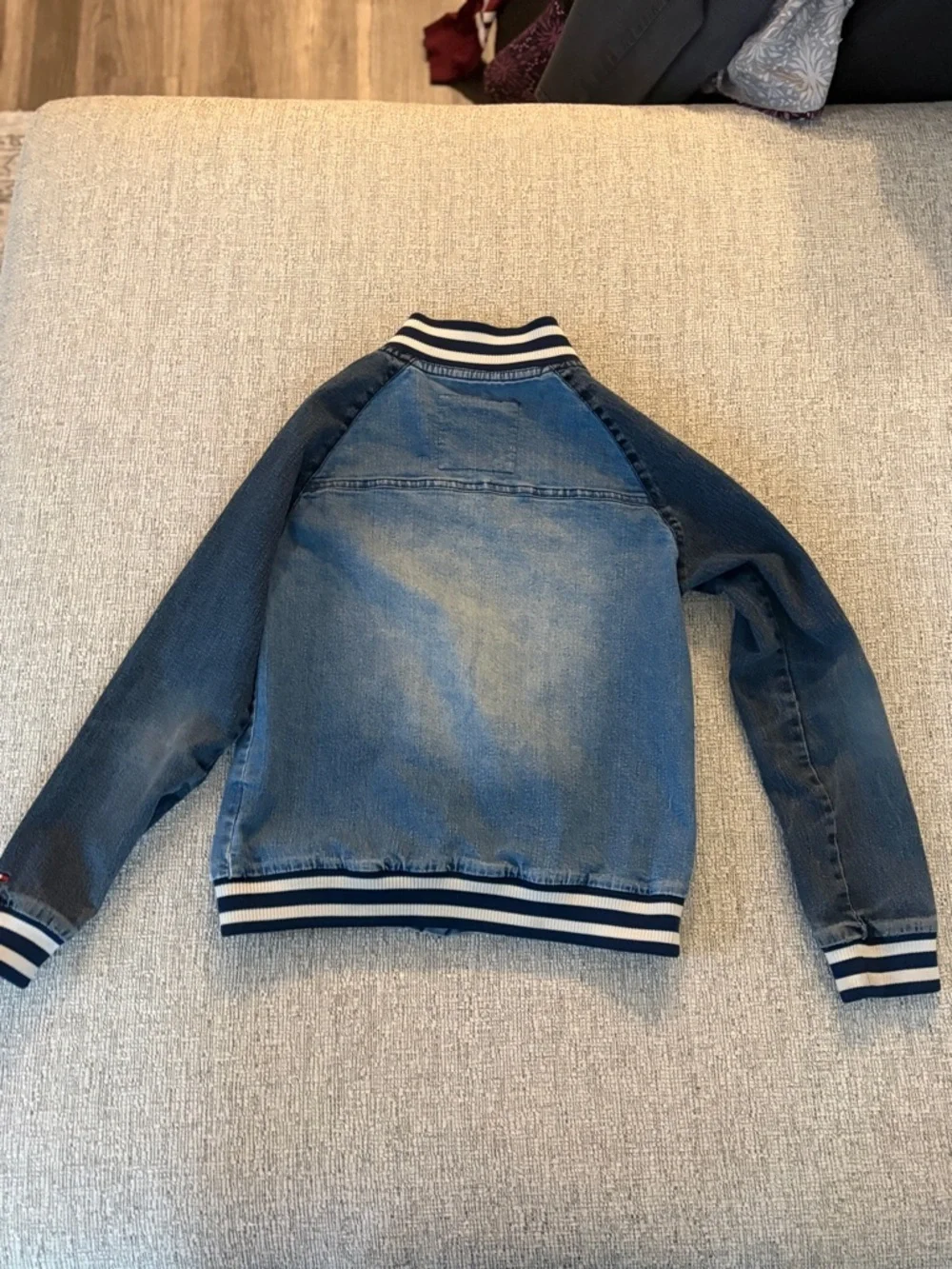 🧥 Tommy Hilfiger Denim Varsity Jacket (Youth L 12/14)